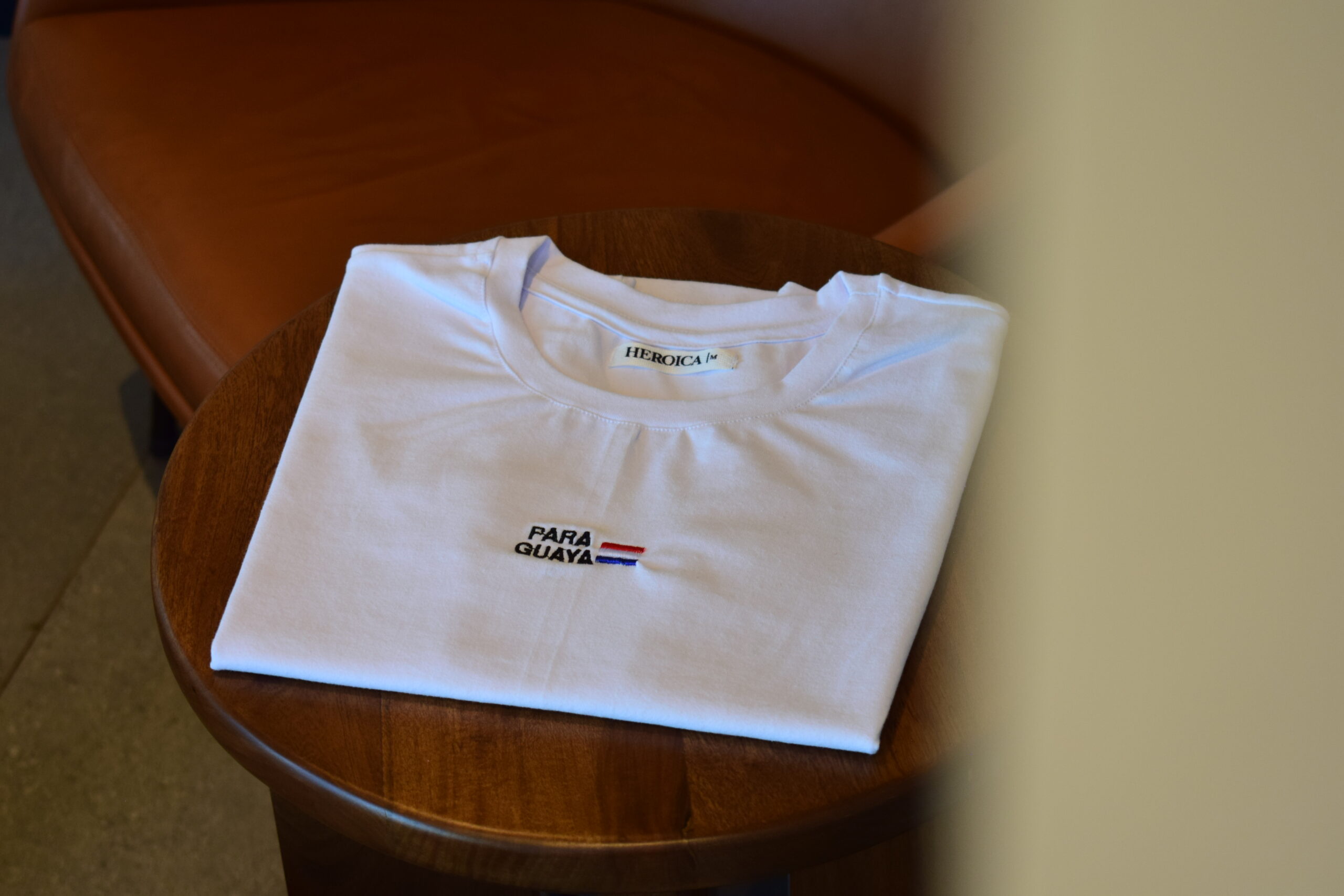 Remera Bordada “PARAGUAYA 🇵🇾” - Image 3